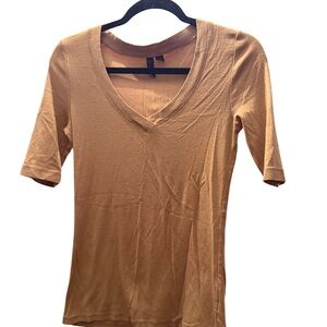 Cynthia Rowley Tan Short Sleeve V-Neck Tee